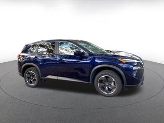 Used 2025 Nissan Rogue SV video 2