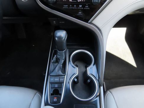 Used 2018 Toyota Camry XSE w/ Protection Package (Q2) image 22