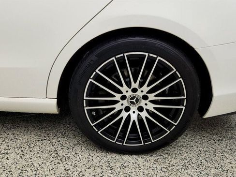 Used 2022 Mercedes-Benz C 300 4MATIC Sedan w/ Exclusive Trim Package image 9