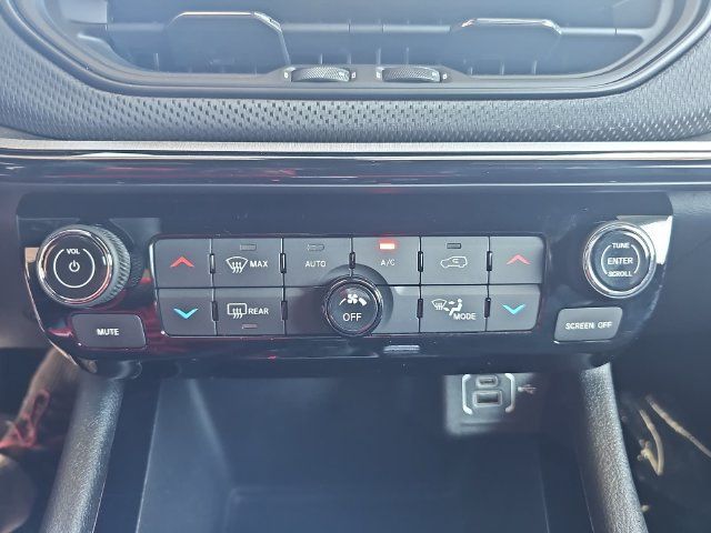 Used 2025 Jeep Compass Trailhawk w/ Trailhawk Elite Group AWD/4WD image 22