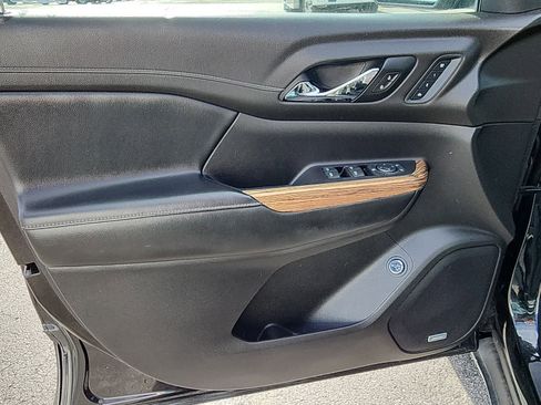 Used 2019 GMC Acadia Denali w/ Technology Package image 10