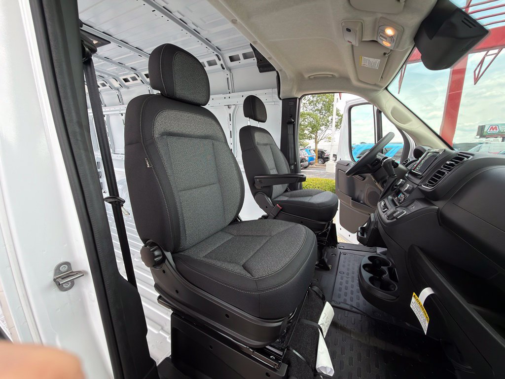 New 2026 RAM ProMaster 2500 w/ Convenience Group FWD image 24
