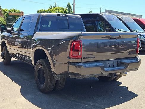 New 2026 RAM 3500 Laramie AWD/4WD image 5