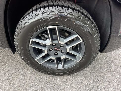 Used 2026 GMC Terrain AT4 w/ Convenience Package III AWD/4WD image 14