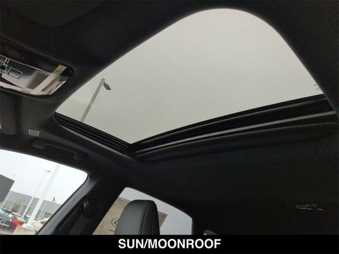 Used 2025 Lexus RX 350 Premium w/ Convenience Package image 2