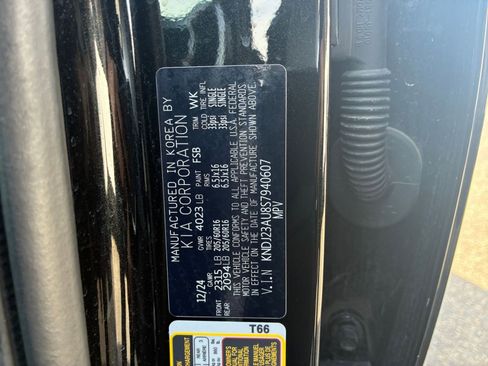 Used 2025 Kia Soul LX w/ LX Technology Package image 27