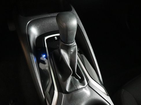 Used 2025 Toyota Corolla LE FWD image 23