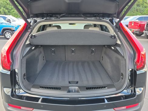 Used 2023 Cadillac XT4 Premium Luxury FWD image 8