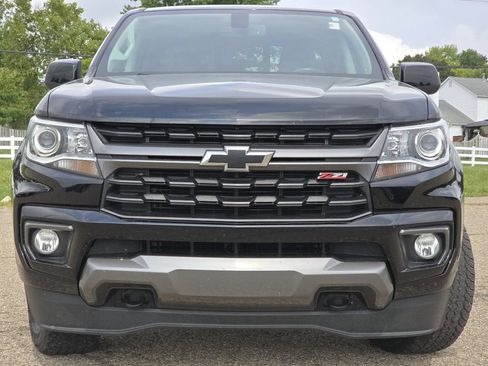 Used 2022 Chevrolet Colorado Z71 AWD/4WD image 16