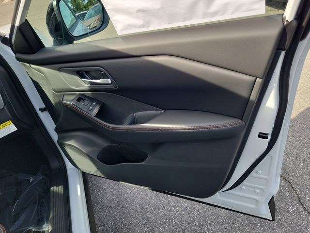 New 2026 Nissan Rogue SV AWD/4WD image 34
