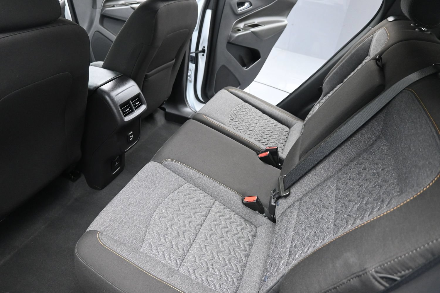 Used 2024 Chevrolet Equinox LT AWD/4WD image 38