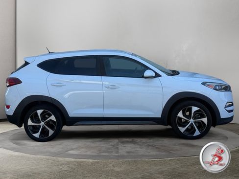Used 2016 Hyundai Tucson Sport AWD/4WD image 7