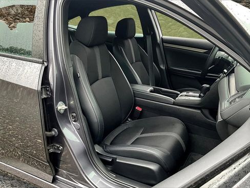 Used 2020 Honda Civic Sport image 7