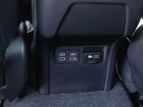 Used 2024 Toyota Prius Prime image 29