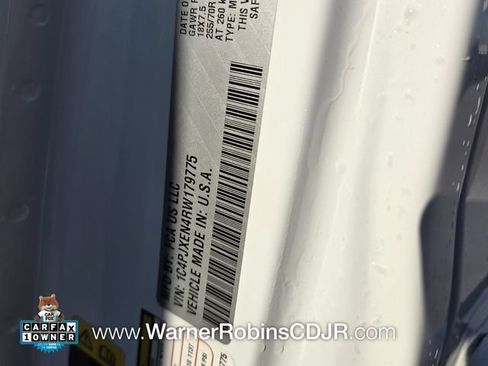 Used 2024 Jeep Wrangler Unlimited Sahara AWD/4WD image 19