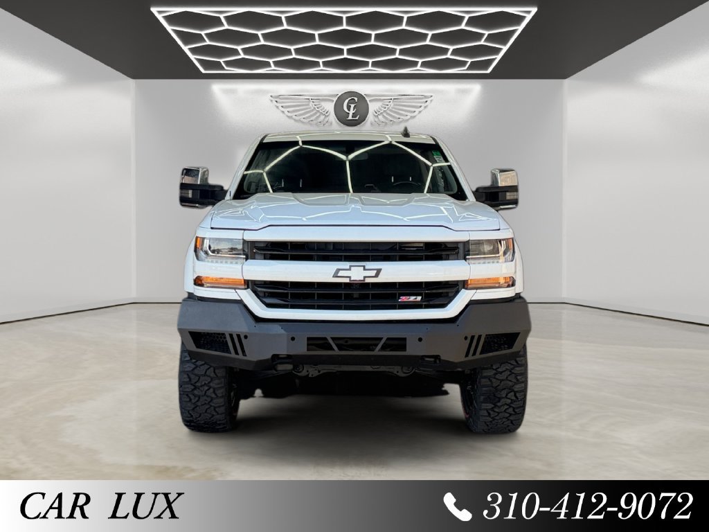 Used 2018 Chevrolet Silverado 1500 LT w/ All Star Edition AWD/4WD image 8