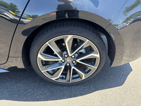 Used 2022 Toyota Corolla SE FWD image 9