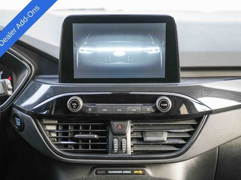 Used 2023 Ford Escape ST-Line image 15