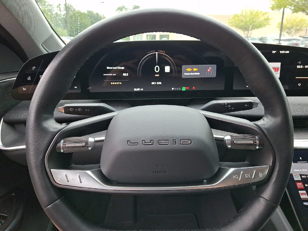 Used 2025 Lucid Air Touring AWD/4WD image 18