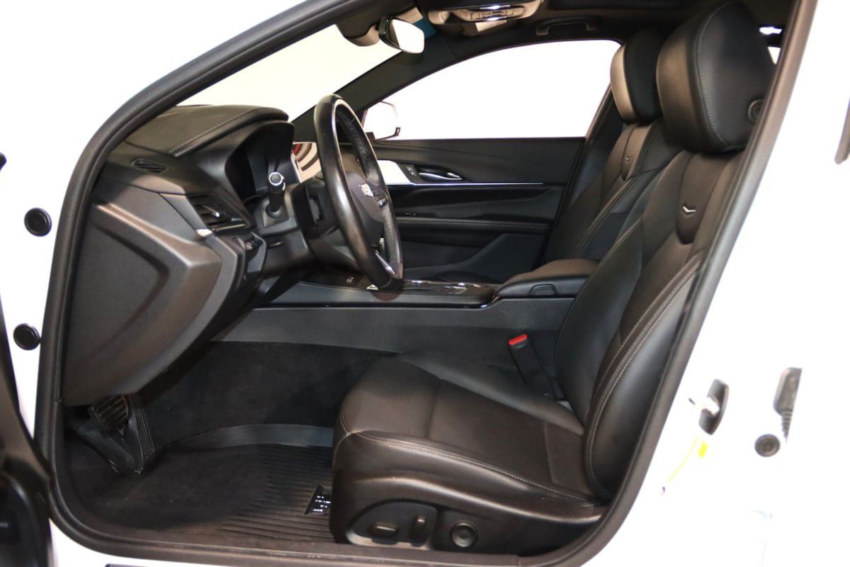 Used 2023 Cadillac CT4 Premium Luxury AWD/4WD image 31
