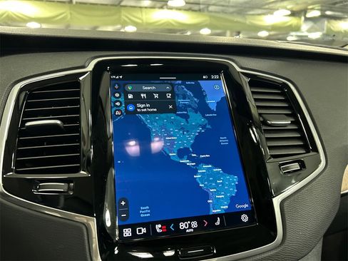 Certified 2024 Volvo XC90 B5 Plus w/ Protection Package Premier image 16