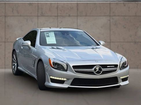Used 2013 Mercedes-Benz SL 63 AMG w/ Premium Pkg image 9