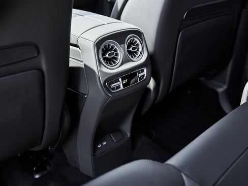 Used 2026 Mercedes-Benz G 63 AMG 4MATIC image 53
