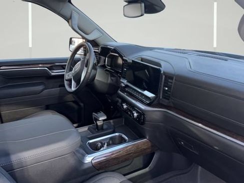 Used 2026 GMC Sierra 1500 Elevation AWD/4WD image 8