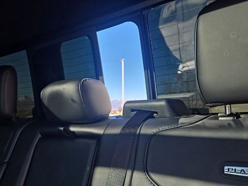 Used 2025 Ford F350 Platinum image 47