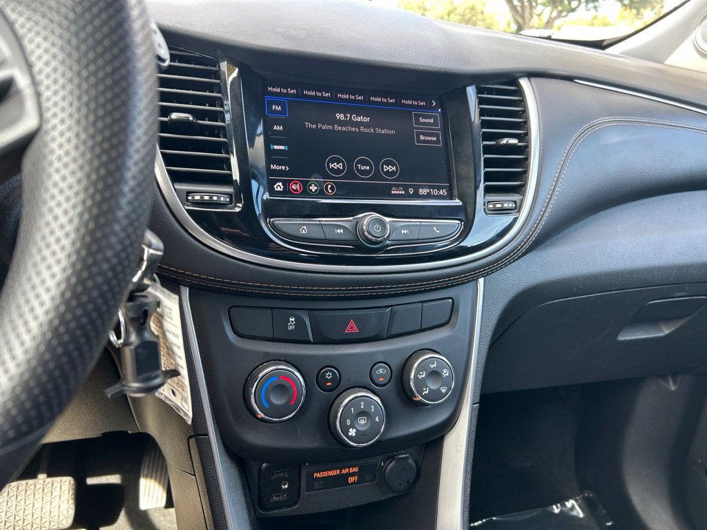 Used 2022 Chevrolet Trax LT AWD/4WD image 31