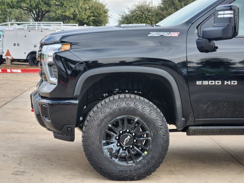 New 2026 Chevrolet Silverado 2500 ZR2 image 16