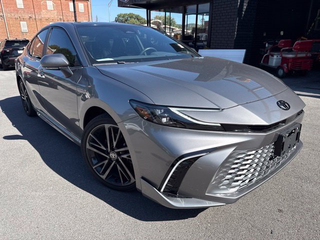 Used 2025 Toyota Camry XSE w/ Premium Package FWD image 3