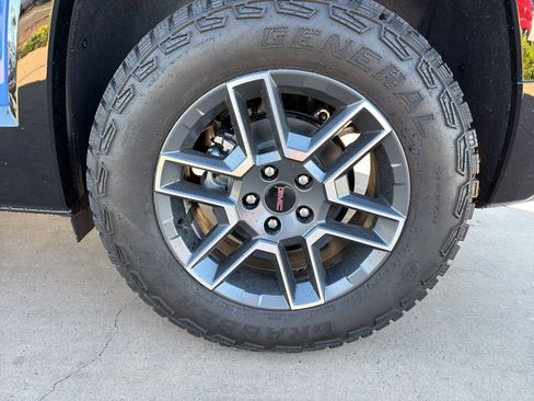 New 2026 GMC Terrain AT4 image 6