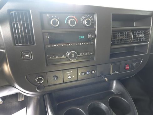 Used 2019 Chevrolet Express 3500 w/ Power Convenience Package image 24