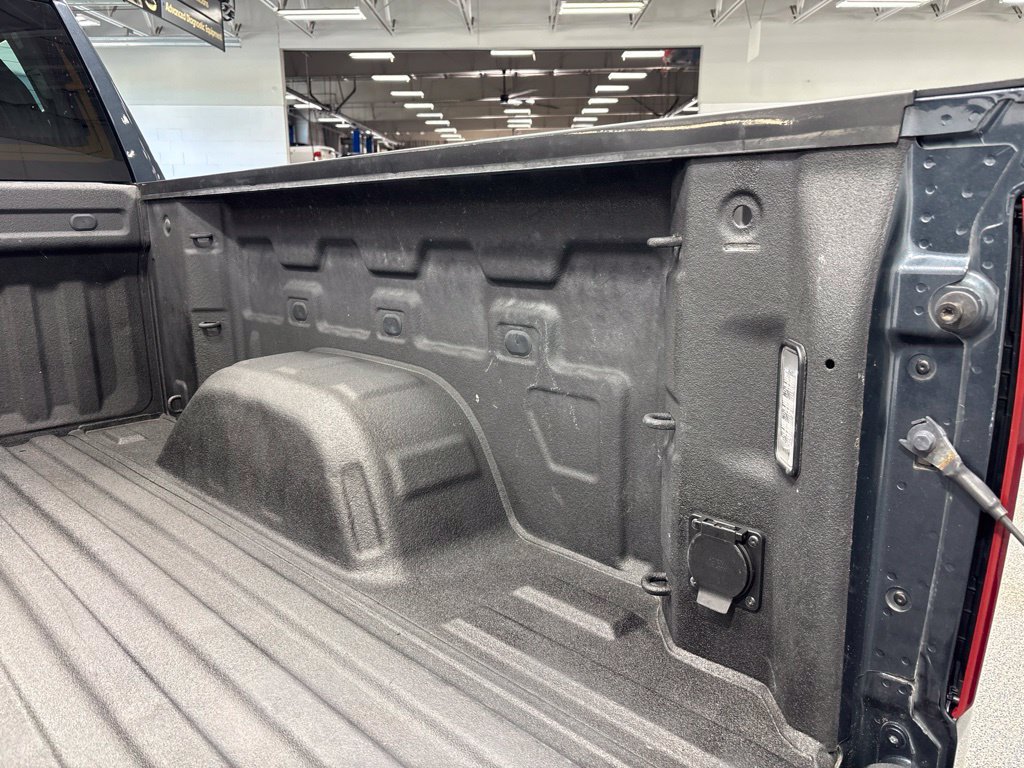 Used 2019 Chevrolet Silverado 1500 RST AWD/4WD image 43