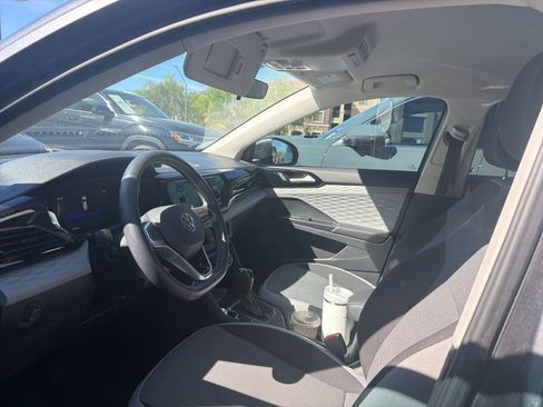 Used 2023 Volkswagen Taos S image 2