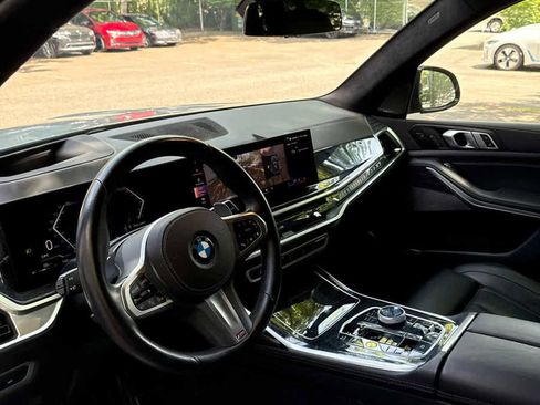 Used 2024 BMW X7 xDrive40i w/ Executive Package AWD/4WD image 5