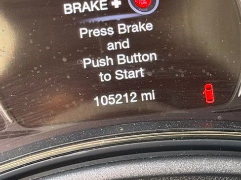 Used 2018 Dodge Durango SRT w/ Technology Group image 11