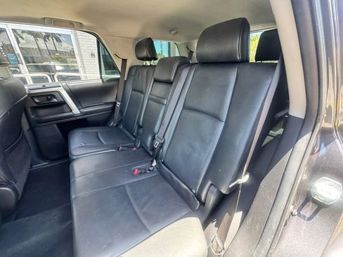 Used 2012 Toyota 4Runner Limited AWD/4WD image 17