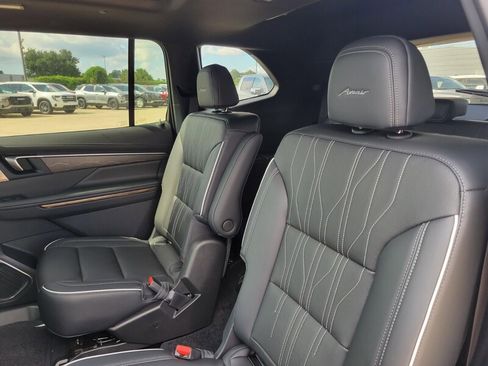 New 2026 Buick Enclave Avenir w/ Super Cruise Package image 25
