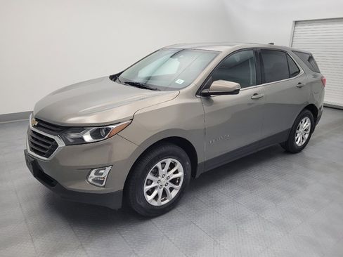 Used 2018 Chevrolet Equinox LT AWD/4WD image 2