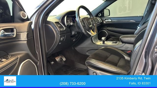 Used 2015 Jeep Grand Cherokee SRT w/ Luxury Group II AWD/4WD image 10