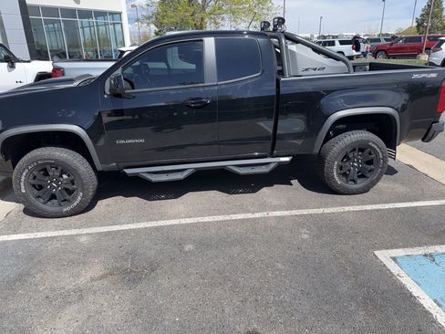 Used 2018 Chevrolet Colorado ZR2 w/ ZR2 Midnight Special Edition image 1