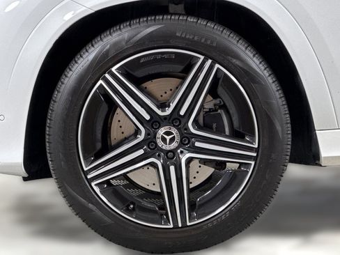 Used 2025 Mercedes-Benz GLE 450 4MATIC image 11