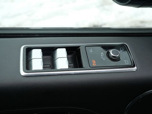 Used 2021 Land Rover Range Rover P525 Westminster Edition image 18