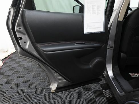 Used 2011 Nissan Rogue SV w/ SL Pkg image 21