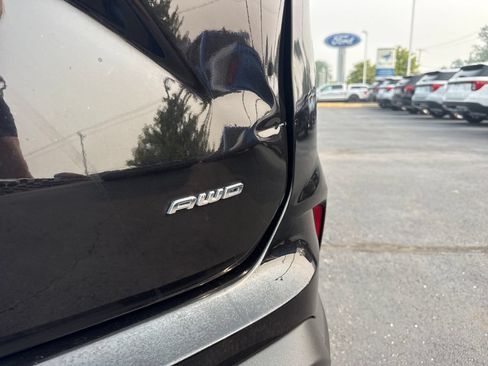 Used 2024 Ford Edge SEL w/ Convenience Package AWD/4WD image 14