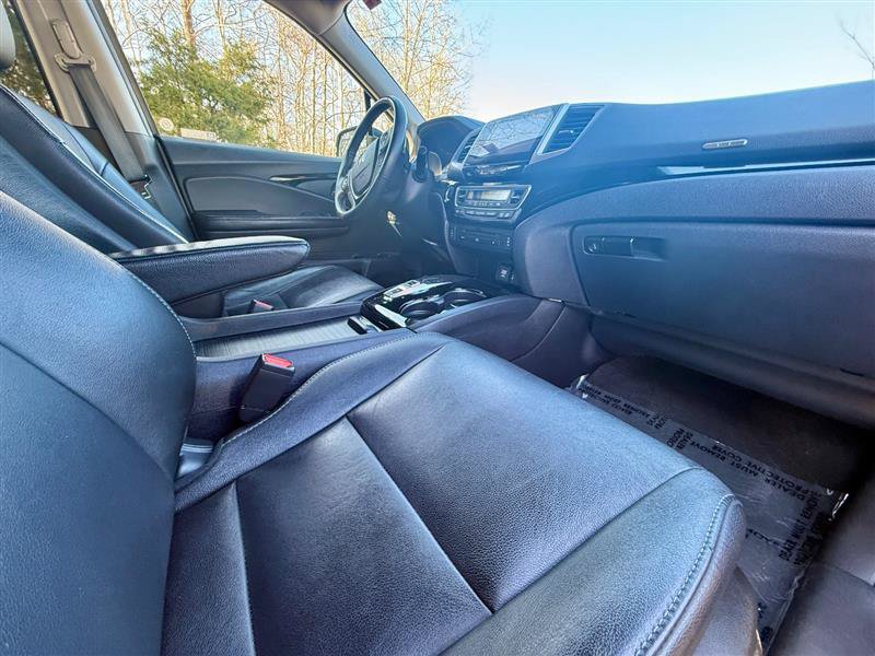 Used 2018 Honda Pilot Touring image 31