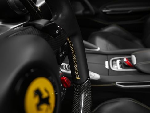 Used 2018 Ferrari GTC4Lusso image 58