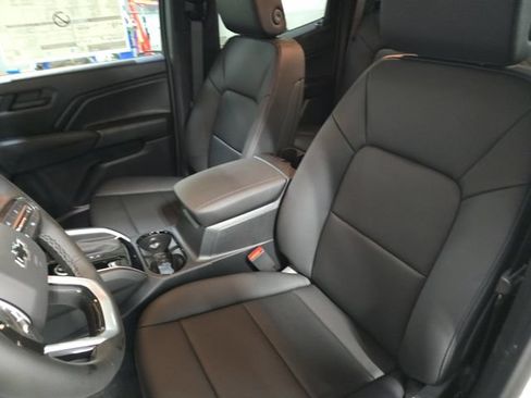 New 2026 Chevrolet Colorado Trail Boss AWD/4WD image 17